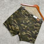 Judy Blue NWT  Camo Army Print Shorts 4” High Rise Frayed Hem Size XL Photo 5