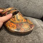 Women's Birkis By Birkenstock Paisley Clogs With Double Strap. Orange Size 7 Photo 3
