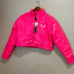 NWT Hot Pink cropped puffer jacket Size M Photo 0