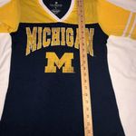 Colosseum Michigan Womens Size Small Varsity Style Top Blue Yellow Short Sleeves Photo 5