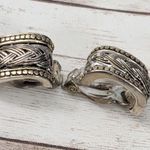 Vintage Clip On Earrings Photo 3