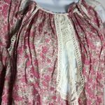 Urban Outfitters NWT  floral top pink rose size M Photo 2