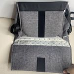 Young Living Essential Oils Messenger Bag Gray Shoulder Strap Many Pockets Clean Photo 4