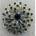 Vintage Feather Peacock Emerald Green Flower Pin Brooch Rhinestone Gold Tone Photo 0