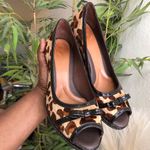 2000s Y2K brown black Leopard animal genuine leather print open peep toe heels pumps with bow detail Photo 5