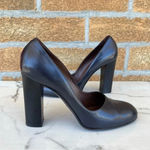 Gucci gray/black heels size 10B Photo 3