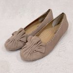 Neiman Marcus  Tan Suede Scalloped Ballet Flats with Ruched Bow Detail Size 7 Photo 10