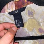 H&M  Floral Sleeveless Tie Neck Button Down Shirt Women's Size 2 Photo 3