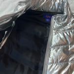 City Streets NWT  Silver Puffer Vest Full Zip Metallic Women’s Small Pockets Photo 4