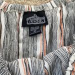 Angie  crop top Photo 2