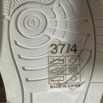 Pretty Little Thing White Hi Top Platform
Trainers Size 6 Photo 10