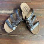 Taos Prize Leather Sandal w Adjustable Straps in Pewter Photo 5