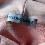 Aelfric Eden Trendy Pink Graphic Hoodie Photo 5