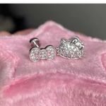 Boutique Hello Kitty Bow Cartilage Lobe Earring | 18k‎ Gold Filled Photo 5