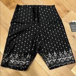 Glyder  Black‎ and silver  Patterned Bike Shorts medium Photo 1