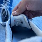 On Cloud Women's Activewear Blue/White Shoes Size 7 Blue Photo 3