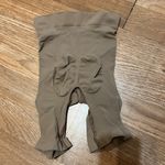 SKIMS above the knee sculpting shorts Photo 2