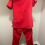 Wonder Wink Scrubs Photo 1