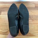 Neiman Marcus  Flats Black Leather Pointed Toe 7.5 Photo 5