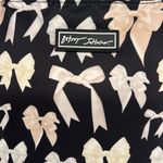 Betsey Johnson 🎀  Black w/ Pink, Cream & Light Yellow Bows Insulated Lunch Bag 💕 Photo 1