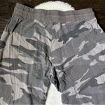 Splendid Gray Camo Print Joggers Photo 4