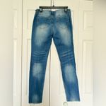 No Boundaries  Women's Blue Distressed Straight Leg Jeans Size 9 Photo 3