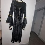 Elegant Black and Gold Lace Photo 4