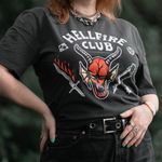 Netflix Stranger Things Season 4 Hellfire Club Black T-Shirt size medium Photo 7
