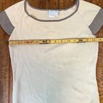Alberto Makali Woman’s vintage tan short sleeve Fitted knit top size large Photo 2