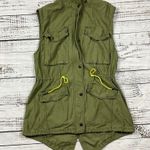 We The Free utility mode vest green size small Photo 1