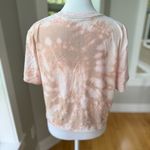 Guess White Blush Pink Tan Tie Dye Embroidered Logo Crop Tee Shirt Small Photo 3