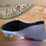 The Touch Of Nina Silver Wedge Ruffle Open Toe Formal Prom Wedding Shoes Sz 6.5 Photo 1