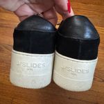 Jslides women’s Maya Platform suede Sneaker size 8 black/white Black Photo 2