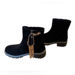 Seven7 Women's Black Ankle Bootie
Round Toe Zip Closure Women’s Size 9 Photo 3