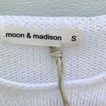 Moon & Madison Summer Sweater Photo 3