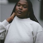 Parke Grey Embossed P Mock Neck Sweatshirt Gray Size M Photo 1