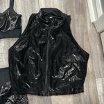 Heroine Sport Liquid Patent leggings, bra and jacket set size medium/large Black Photo 11