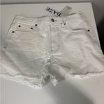 Daze Denim TROUBLEMAKER SHORT IN VANILLA Size 26 NWT High Rise White Photo 3
