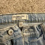 Abercrombie & Fitch Abercrombie Jeans High-Rise Photo 2
