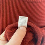 PacSun Women’s Ribbed Fitted Cropped Tee in Red Size S Photo 1