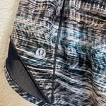 Lululemon Hotty Hot Short *Long 4” in Digital Oasis Grey / Navy - Size 10 TALL Photo 7