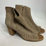 Toms  Majorca tan perforated suede heels peep toe block heels women’s size 9 Photo 2