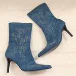 Unique Blue western country boho fabric suede ankle boots floral embroidery pointed toe 3” stiletto heels Fit as US Women size 7 Photo 0