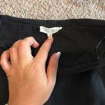 Vestique  Top Crop Black Photo 1