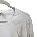 Athleta  Speedlight Seamless Womens Sz XS White Ruched Long Sleeve Top Stretch Photo 3