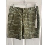 Caslon  Women's 2 Green Camo Bermuda Shorts NEW 9" Cotton Stretch Photo 0