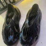 Yeezy foam runners Photo 1