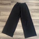 OQQ Black Wide Photo 1