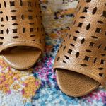 Tommy Bahama Tommy Bahamas Cayman Tan Brown Leather Slingback Wedges Photo 1