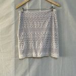 Saks 5th Avenue Black Saks Fifth Avenue Lace Skirt Size 8 White Lined Pencil Skirt Photo 6